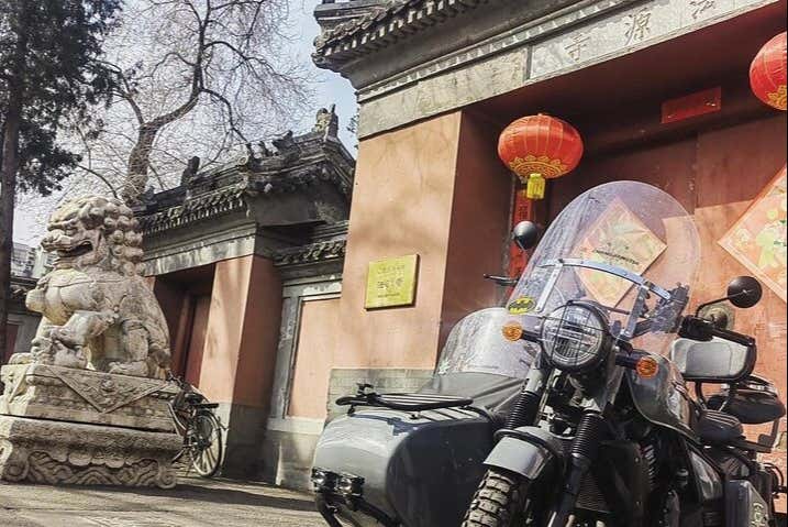 Moto prête pour la visite